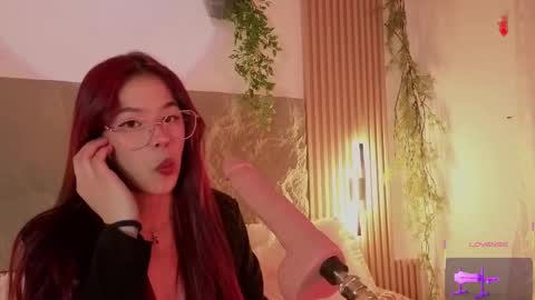 Snapshot of alissa_cute1 chatting on October 2025 02:01:02 AM Mia online show from October 2025 02:01:02 AM