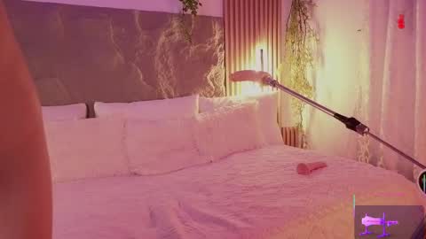 Snapshot of alissa_cute1 chatting on November 2025 02:19:01 PM Mia online show from November 2025 02:19:01 PM