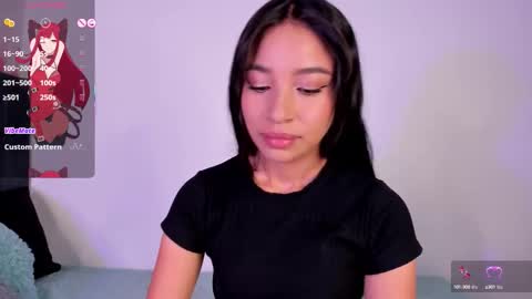 Mara  Isabel online show from September 2025 07:06:02 PM