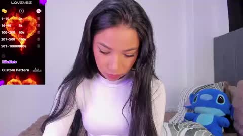 Snapshot of alissarose_ chatting on July 2026 06:32:02 PM Mara Isabel online show from July 2026 06:32:02 PM