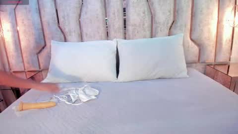 alisse_myers online show from May 2026 03:04:02 AM