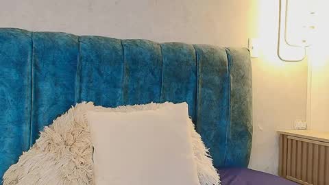 alisson_fox69 online show from October 2025 01:03:02 AM