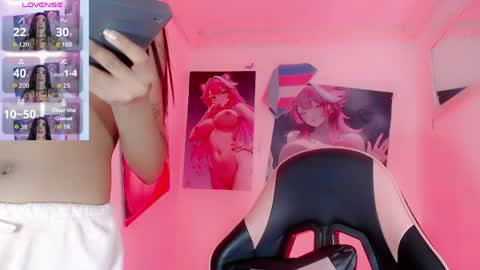 Alisson online show from April 2026 09:50:01 PM