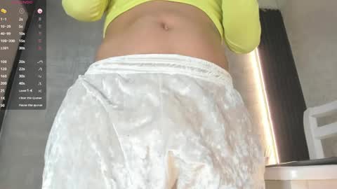 Alison Steeler online show from June 2026 08:42:01 PM