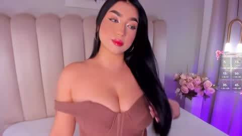 Snapshot of alissyadanger chatting on July 2026 02:04:02 AM TATIS online show from July 2026 02:04:02 AM