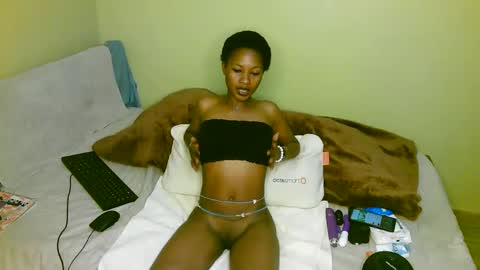 aliyah001 online show from October 2025 02:51:01 PM