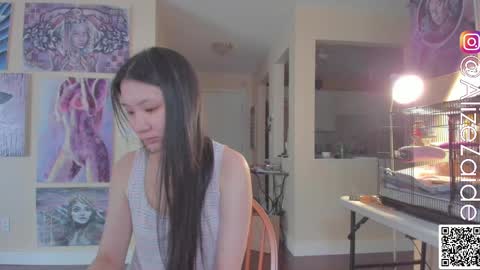 Alize Zaide online show from February 2025 06:57:02 PM