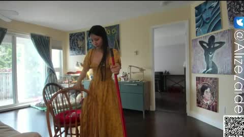 Snapshot of alizezaide chatting on April 2026 06:34:01 PM Alize Zaide online show from April 2026 06:34:01 PM