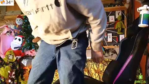 Snapshot of allan_arod chatting on December 2024 08:28:01 PM Allan arod online show from December 2024 08:28:01 PM