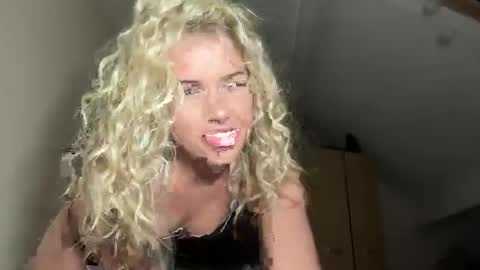 Allana online show from December 2025 06:12:02 PM