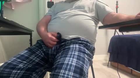 Allergictolove online show from April 2026 03:04:01 PM