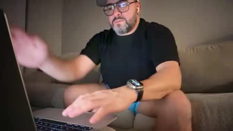 Allessandro online show from November 2025 01:28:01 AM