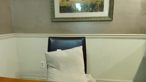 wishlist on bio online show from October 2025 08:50:02 PM