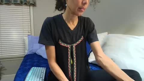 wishlist on bio online show from November 2025 12:42:01 AM