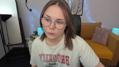 Snapshot of alli_zi chatting on September 2025 03:06:02 AM Blair online show from September 2025 03:06:02 AM