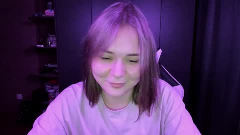 Snapshot of alli_zi chatting on November 2025 04:45:02 PM Blair online show from November 2025 04:45:02 PM