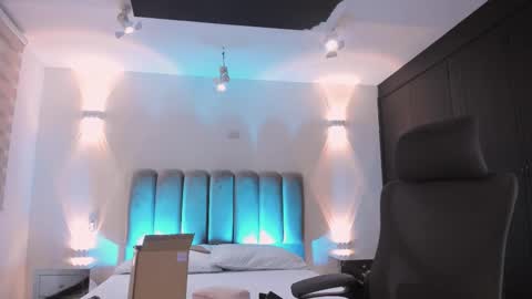 ALLICE online show from September 2025 11:43:01 AM