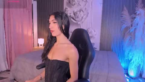 Snapshot of allicemackenzie_ chatting on July 2026 04:50:02 AM AlliceMackenzie online show from July 2026 04:50:02 AM