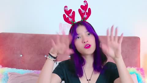 Snapshot of alliciakim chatting on December 2024 07:11:02 PM Allicia online show from December 2024 07:11:02 PM
