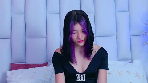 Snapshot of alliciakim chatting on January 2025 07:21:01 PM Allicia online show from January 2025 07:21:01 PM