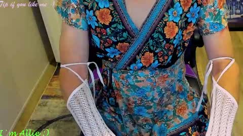 Allie online show from May 2026 02:33:02 PM