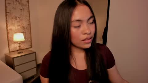 Snapshot of allie_bruce chatting on July 2026 08:04:02 PM A L L I E online show from July 2026 08:04:02 PM