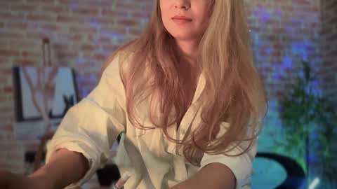 Allie online show from December 2024 06:24:02 AM