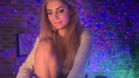 Allie online show from December 2024 02:44:01 PM