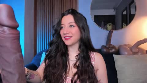 Aleja online show from October 2025 12:24:02 AM