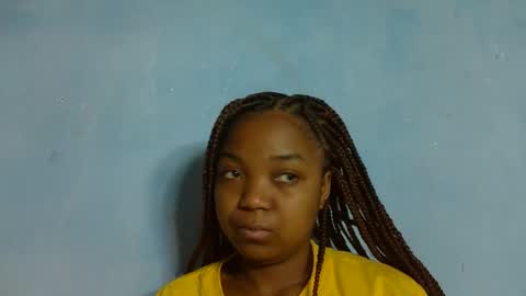 allizida01 online show from November 2025 07:41:01 AM