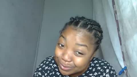 Snapshot of allizida01 chatting on December 2025 04:52:01 AM allizida01 online show from December 2025 04:52:01 AM