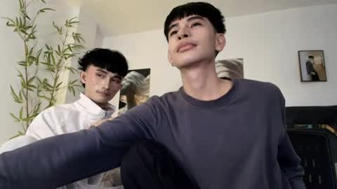 Snapshot of alluring_alpha chatting on June 2026 11:03:01 PM kim and josh online show from June 2026 11:03:01 PM