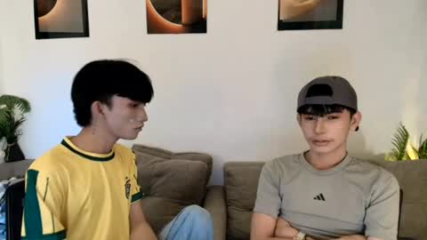 Snapshot of alluring_alpha chatting on August 2026 06:43:02 PM kim and josh online show from August 2026 06:43:02 PM