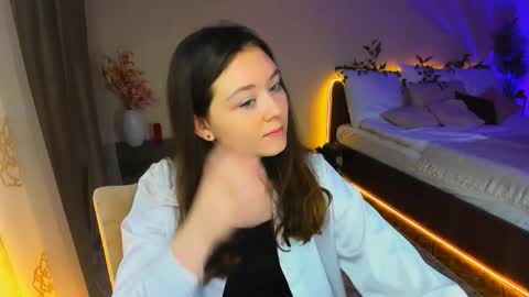 alluringeyess online show from November 2025 09:09:01 AM