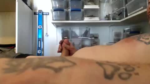 allwolf0323 online show from April 2026 05:26:02 PM