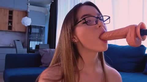 Snapshot of allyaska chatting on June 2026 08:12:02 AM Hello dear guys my name is Alaska lets get to know each other better online show from June 2026 08:12:02 AM