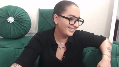 Snapshot of allyiah chatting on April 2026 08:55:01 PM online show from April 2026 08:55:01 PM