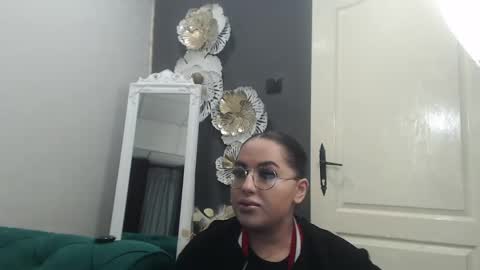Snapshot of allyiah chatting on May 2026 07:11:02 PM online show from May 2026 07:11:02 PM