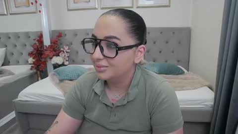 Snapshot of allyiah chatting on May 2026 04:59:02 PM online show from May 2026 04:59:02 PM
