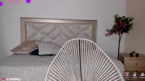 Allyson 3 online show from January 2025 11:03:02 PM