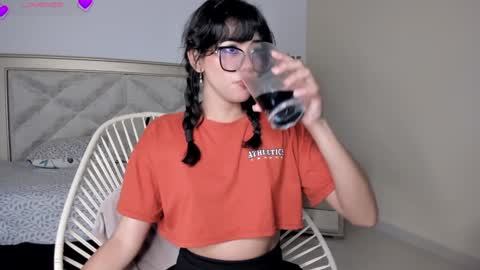 Allyson 3 online show from January 2025 10:34:02 PM