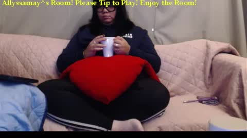 Snapshot of allyssamay chatting on November 2025 03:30:02 AM Allyssamay online show from November 2025 03:30:02 AM