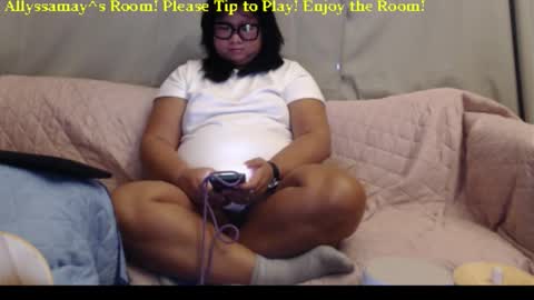 Snapshot of allyssamay chatting on November 2025 03:18:02 AM Allyssamay online show from November 2025 03:18:02 AM