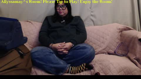 Allyssamay online show from April 2026 02:09:02 AM