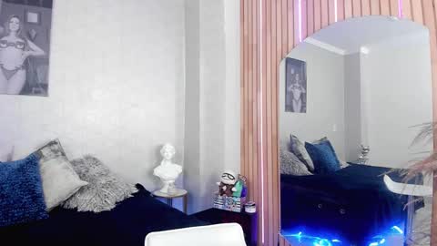 AlmaBella online show from February 2025 03:17:01 PM