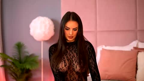 Emma online show from May 2026 04:19:01 AM