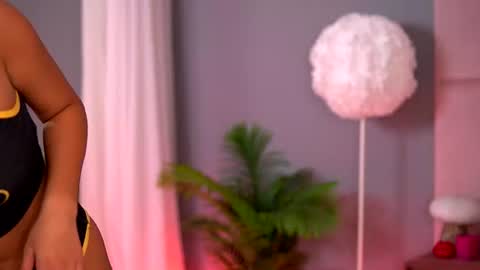 Emma online show from June 2026 05:01:02 AM