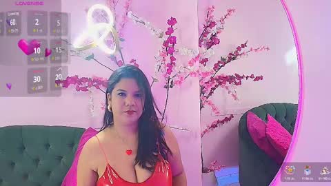 ALMENDRAEVANS online show from February 2025 11:47:02 AM