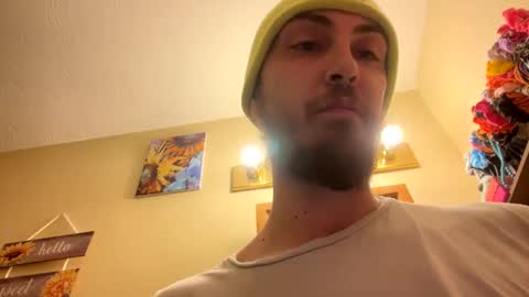 almightyj0420 online show from February 2025 09:01:02 PM