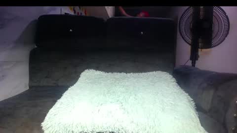 alondra online show from October 2025 02:01:01 AM